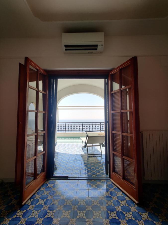 Casa La Scogliera Appartement Praiano Buitenkant foto