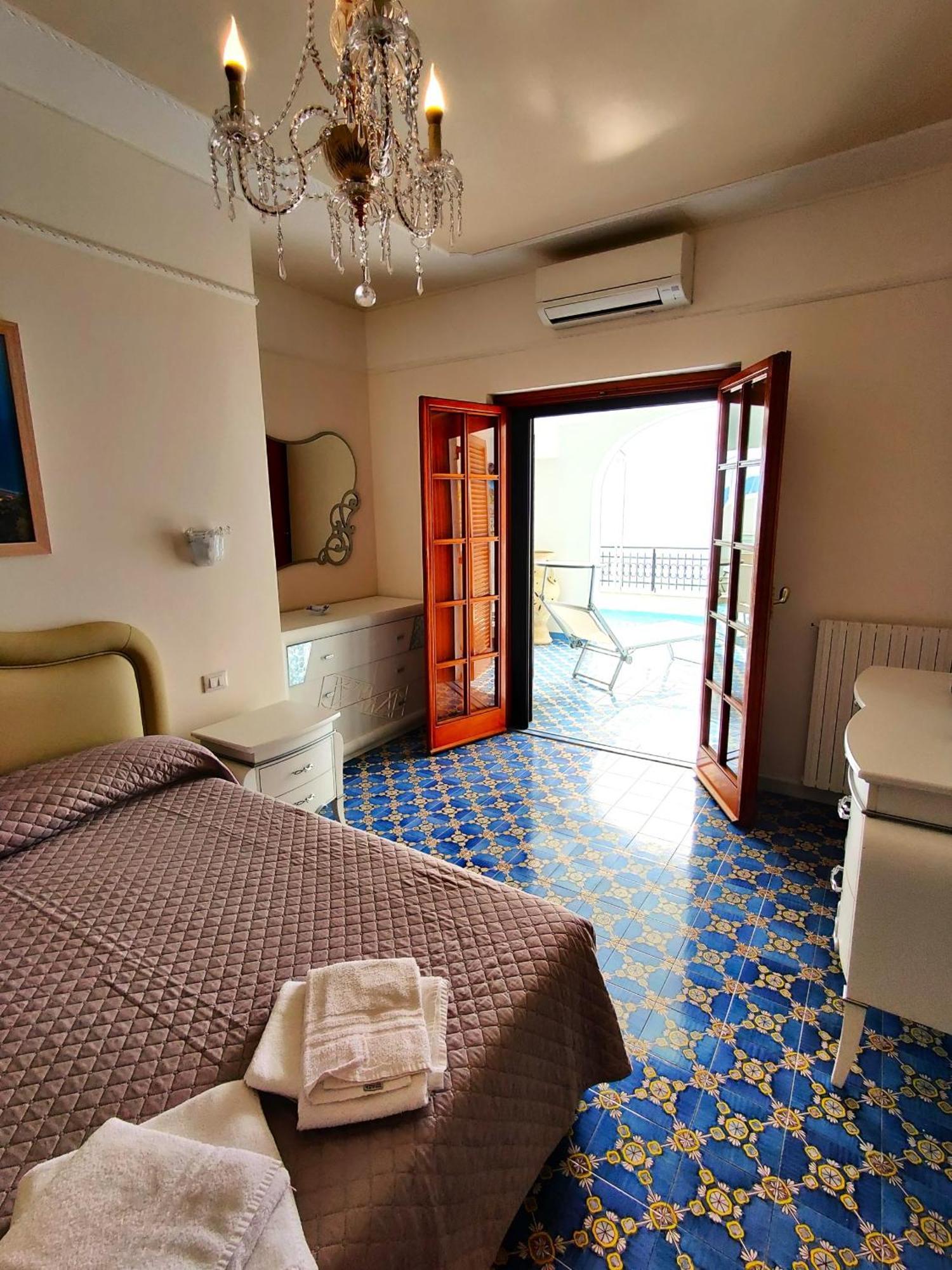 Casa La Scogliera Appartement Praiano Buitenkant foto